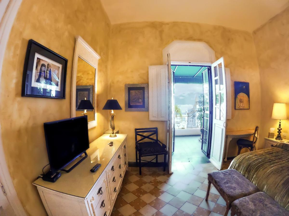 غوادالاجارا La Perla Hotel Boutique B&B المظهر الخارجي الصورة